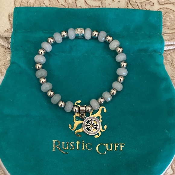 Rustic Cuff bundle with dust bag, box and gift bag. - Picture 5 of 8